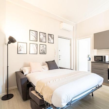 Easylife - Accogliente Residenza A Due Passi Dal Duomo Apartment Milan Exterior photo