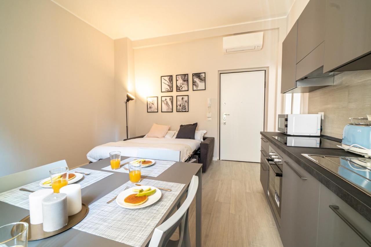 Easylife - Accogliente Residenza A Due Passi Dal Duomo Apartment Milan Exterior photo
