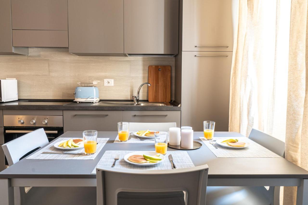 Easylife - Accogliente Residenza A Due Passi Dal Duomo Apartment Milan Exterior photo