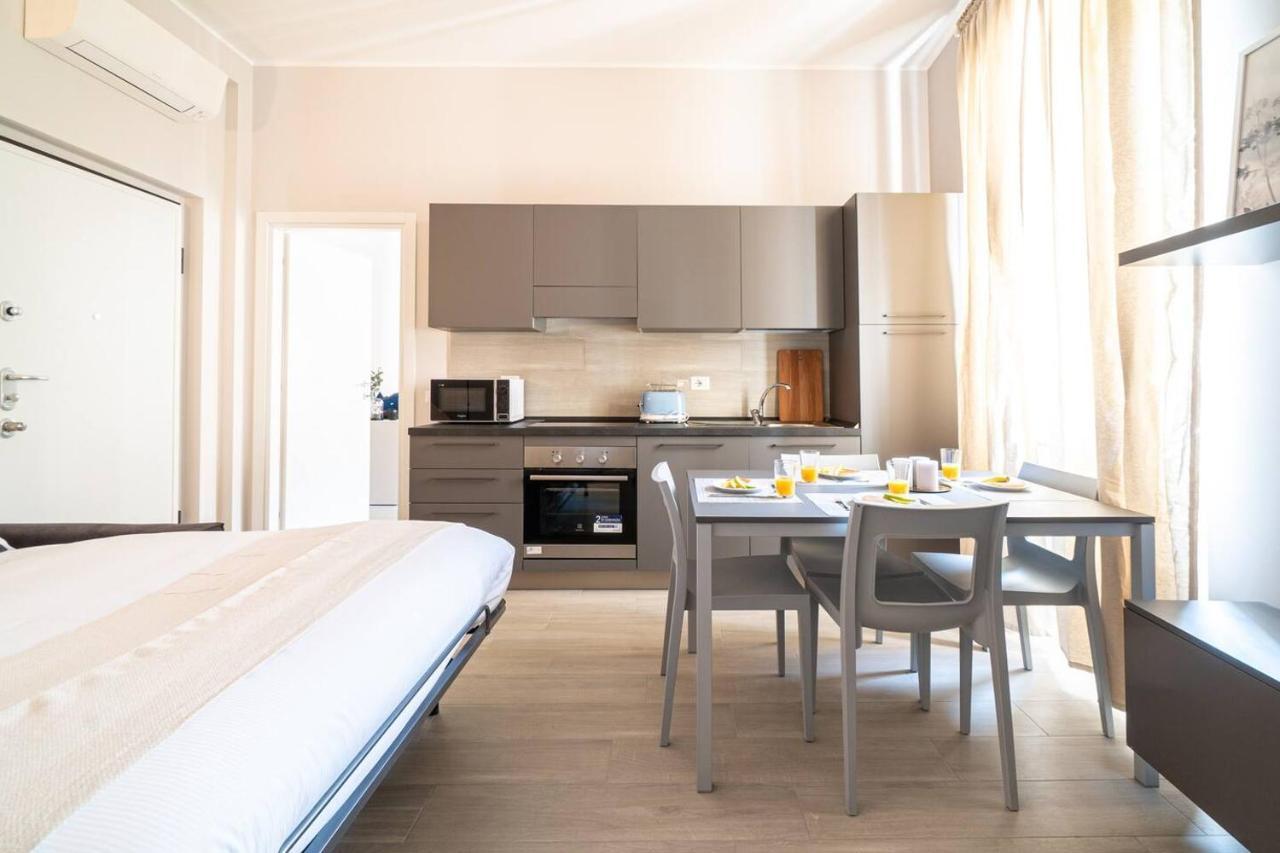 Easylife - Accogliente Residenza A Due Passi Dal Duomo Apartment Milan Exterior photo